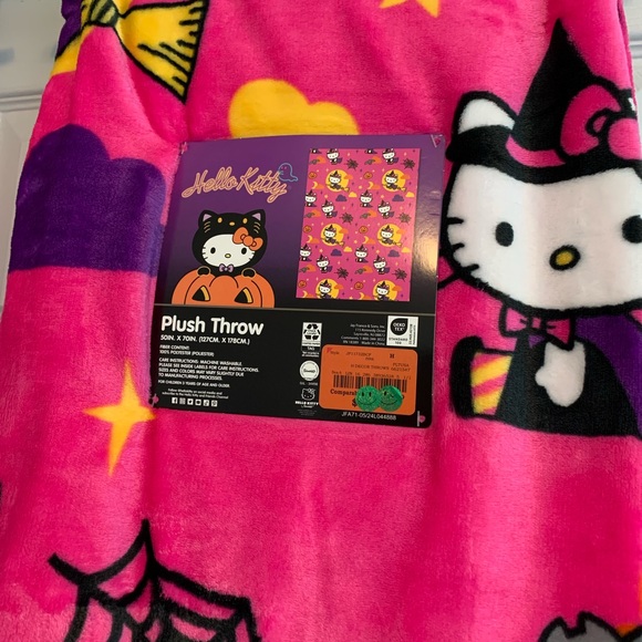 Hello Kitty Other - Hello Kitty Witch Hot Pink Halloween Blanket Plush Throw